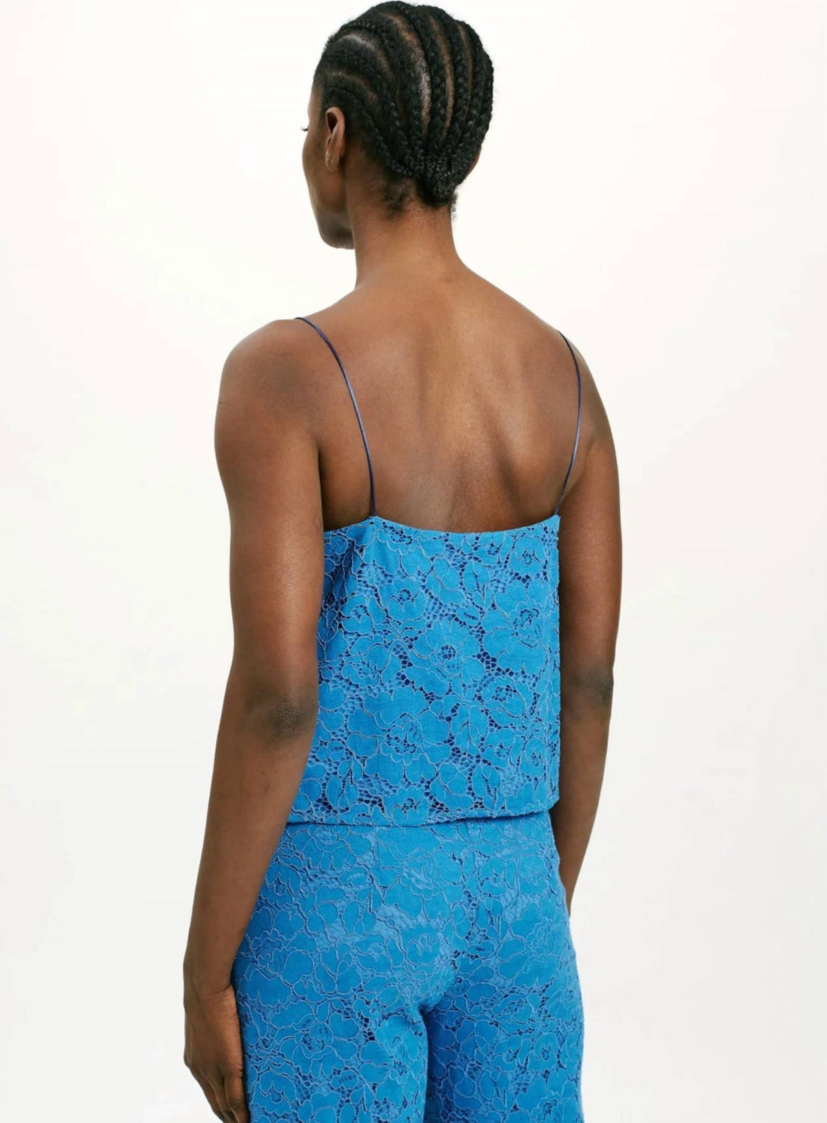Ariel Top