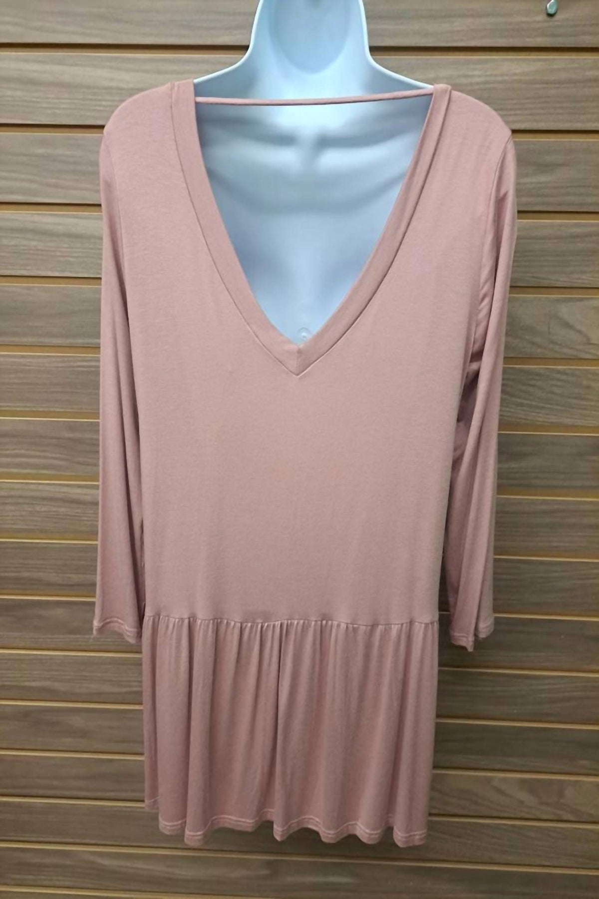 Women's Low Back Ruffle Pocket Top