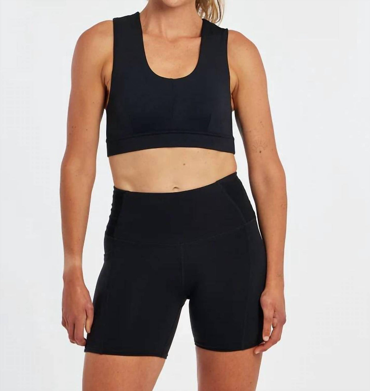 Flyout Sports Bra