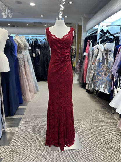 Women's Bead Back Cowl Lace Gown