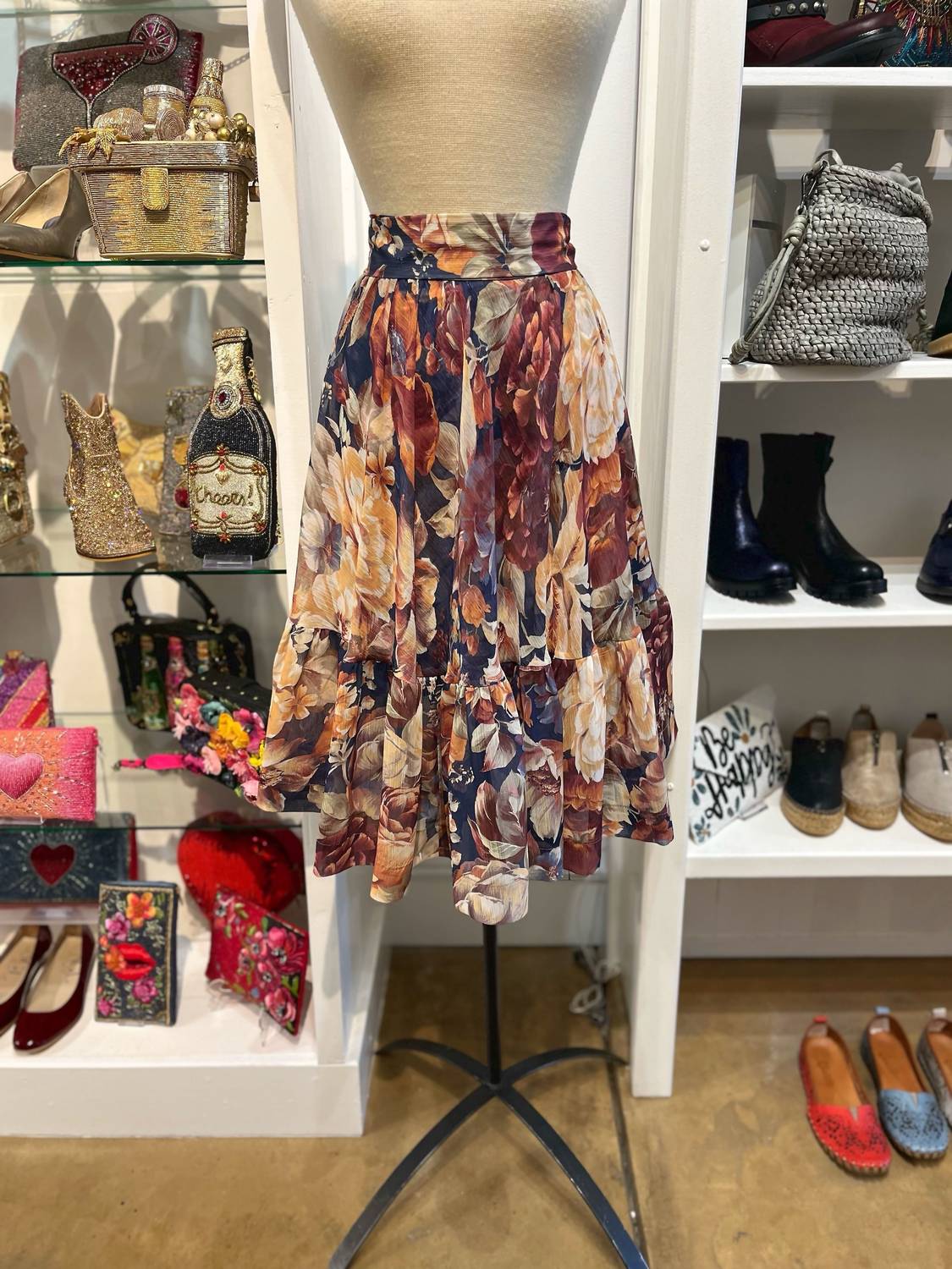 BELTED SKIRT