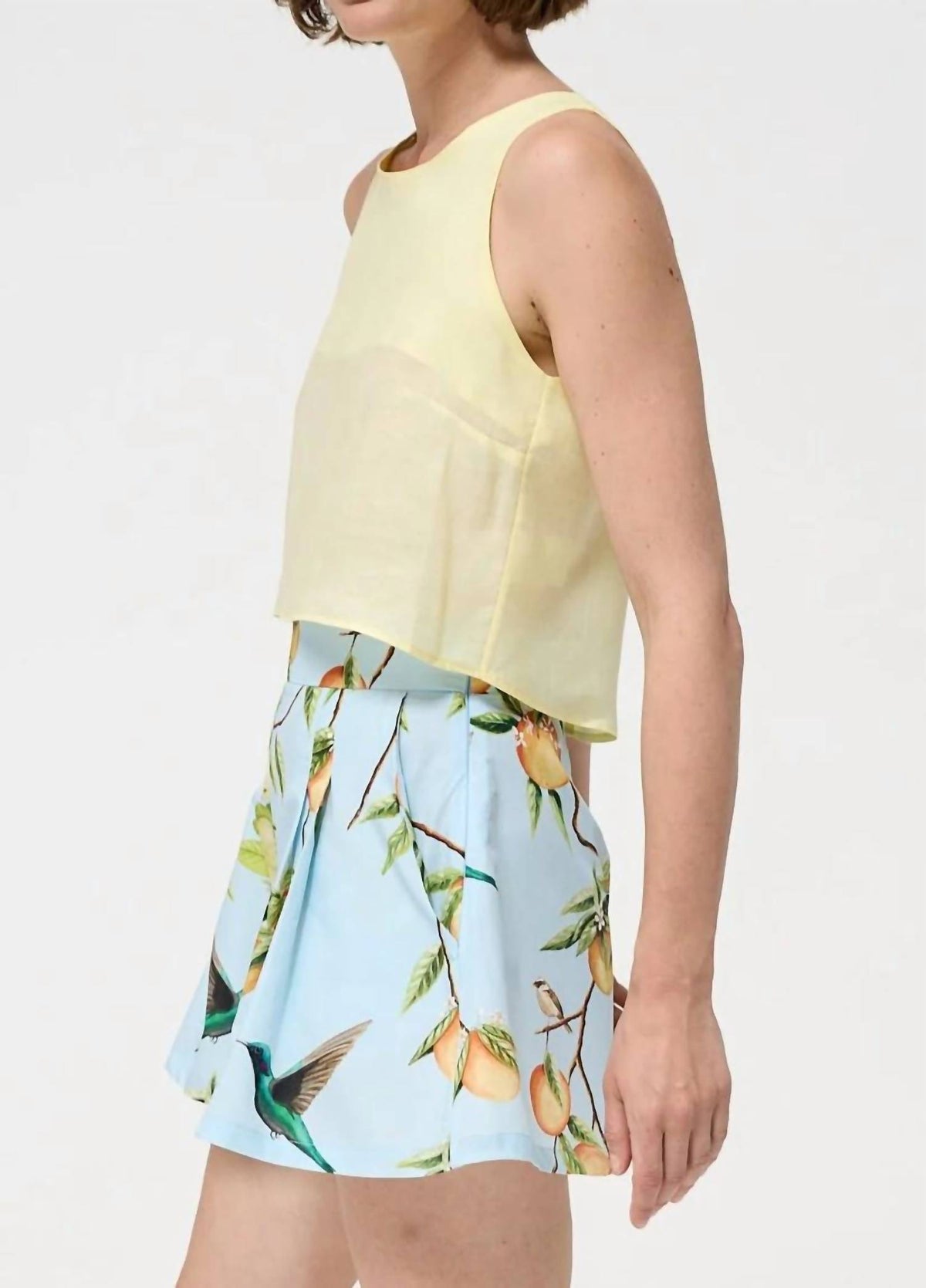 Leonor Short