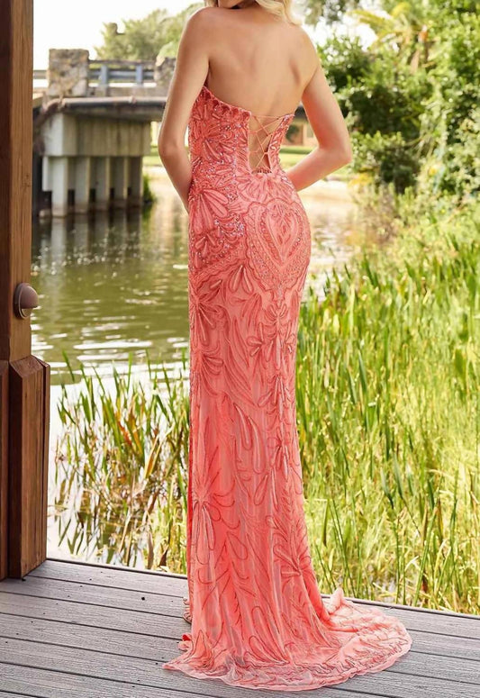 Patterned Sheath Style Prom Dress