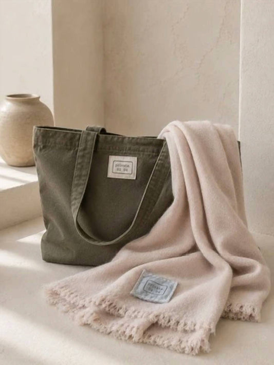 Women's Classic Weight Cashmere Scarf