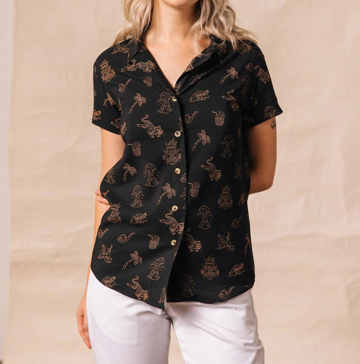 Spicy Noods Button-up Top