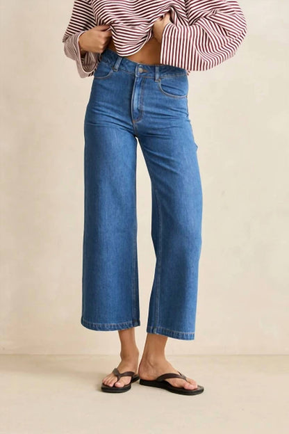 Essential Straight Leg Jean