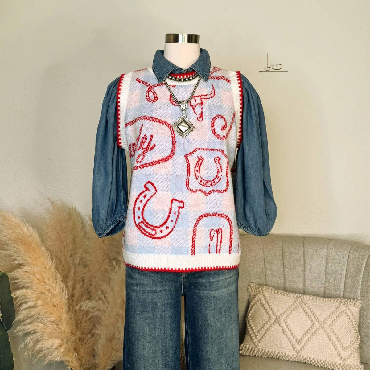 Howdy Sweater Vest With Gingham Western Icon Print