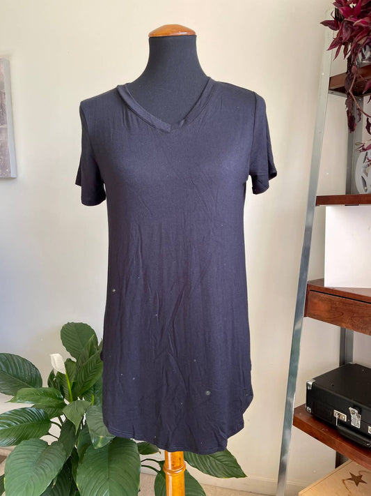 Classic V Neck Tee