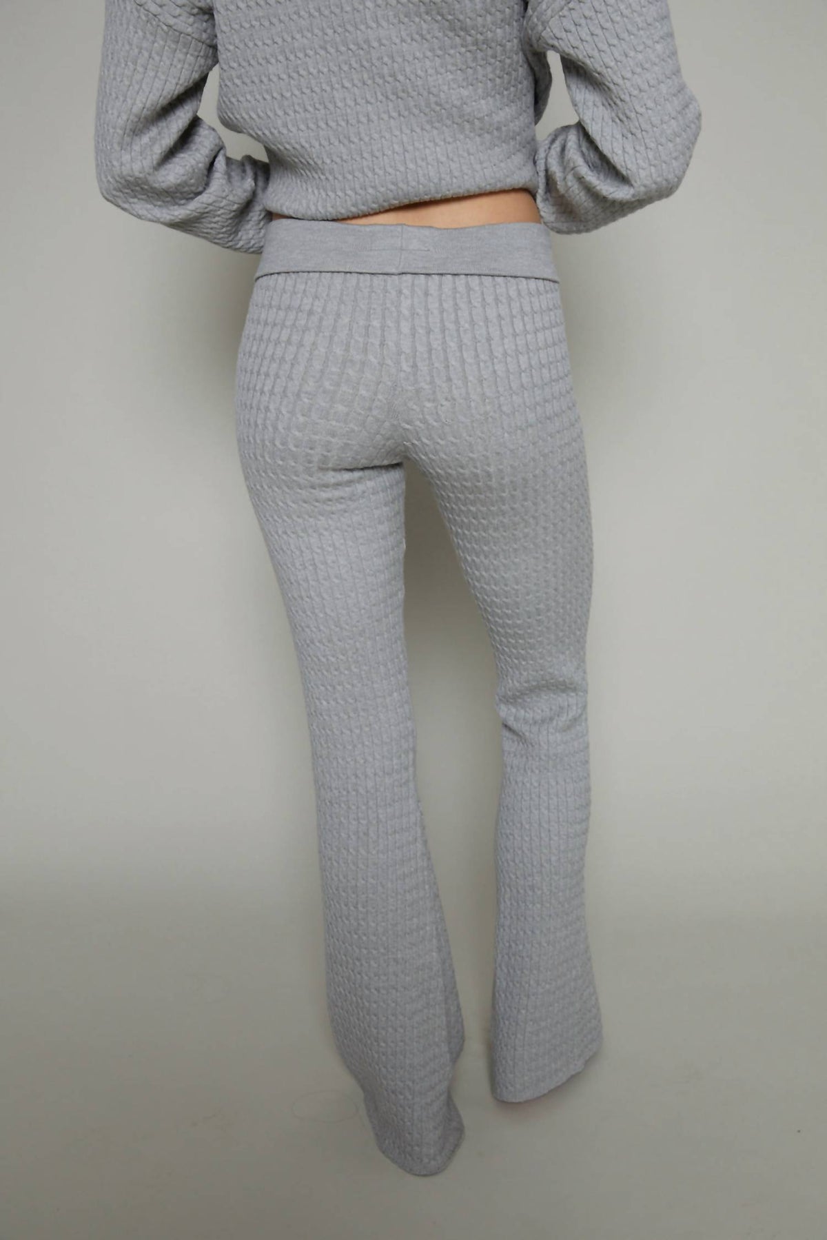 Chloe Cable Knit Flared Leggings