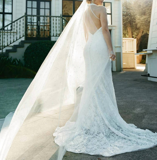 Shimmering Floral Lace Wedding Dress