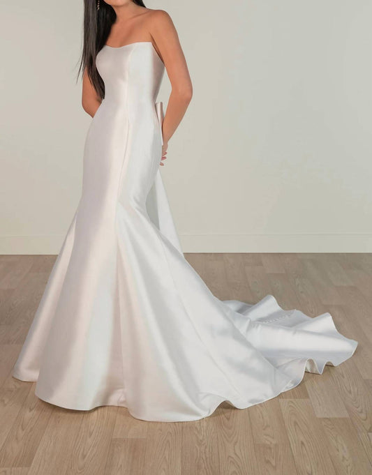 Strapless Sculpted Sweetheart Wedding Dress