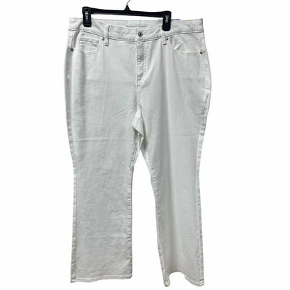 Women's Short Mid Rise Curvy Boot Cut Denim Jeans