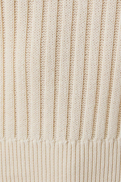 Short Sleeve Cable Knit Sweater