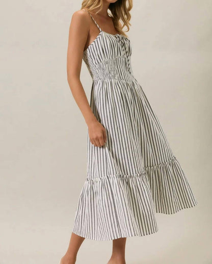 The Pretty Little Moment Midi Dress