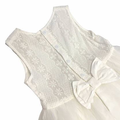 Girl's Lace On Top And Tulle Overlay On Bottom Dress