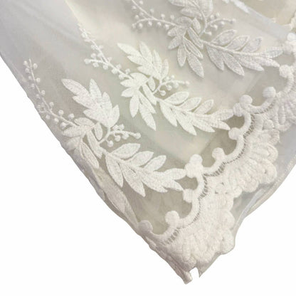 Girl's Lace On Top And Tulle Overlay On Bottom Dress