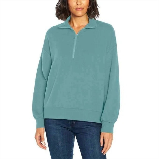 Quarter Zip Pullover