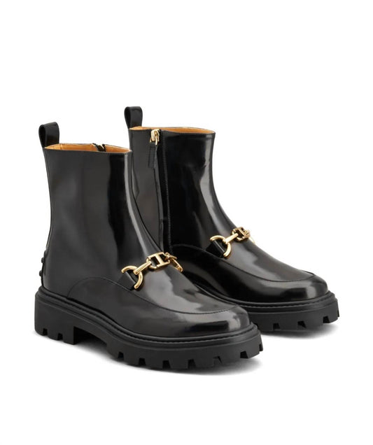 Women's Logo-Plaque Leather Ankle Boots