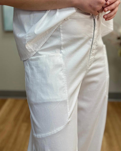 White Trouse 247