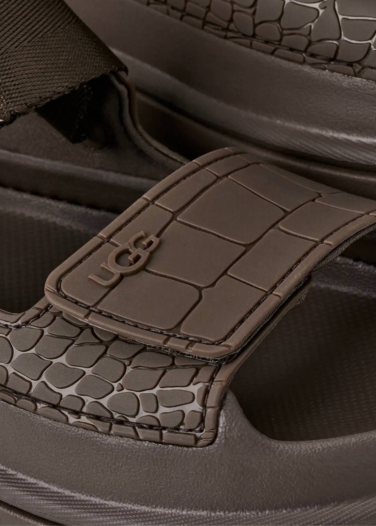 Women's Goldenglow embossed Sandals