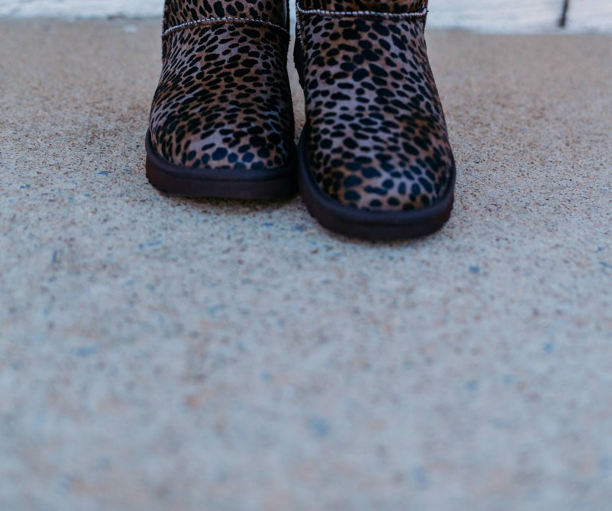 Women's Classic Ultra Mini Boot