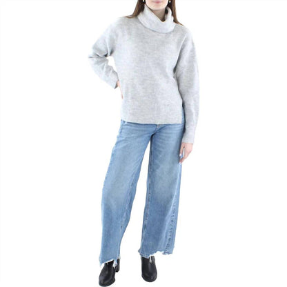 Ribbed Sideslit Turtleneck Sweater