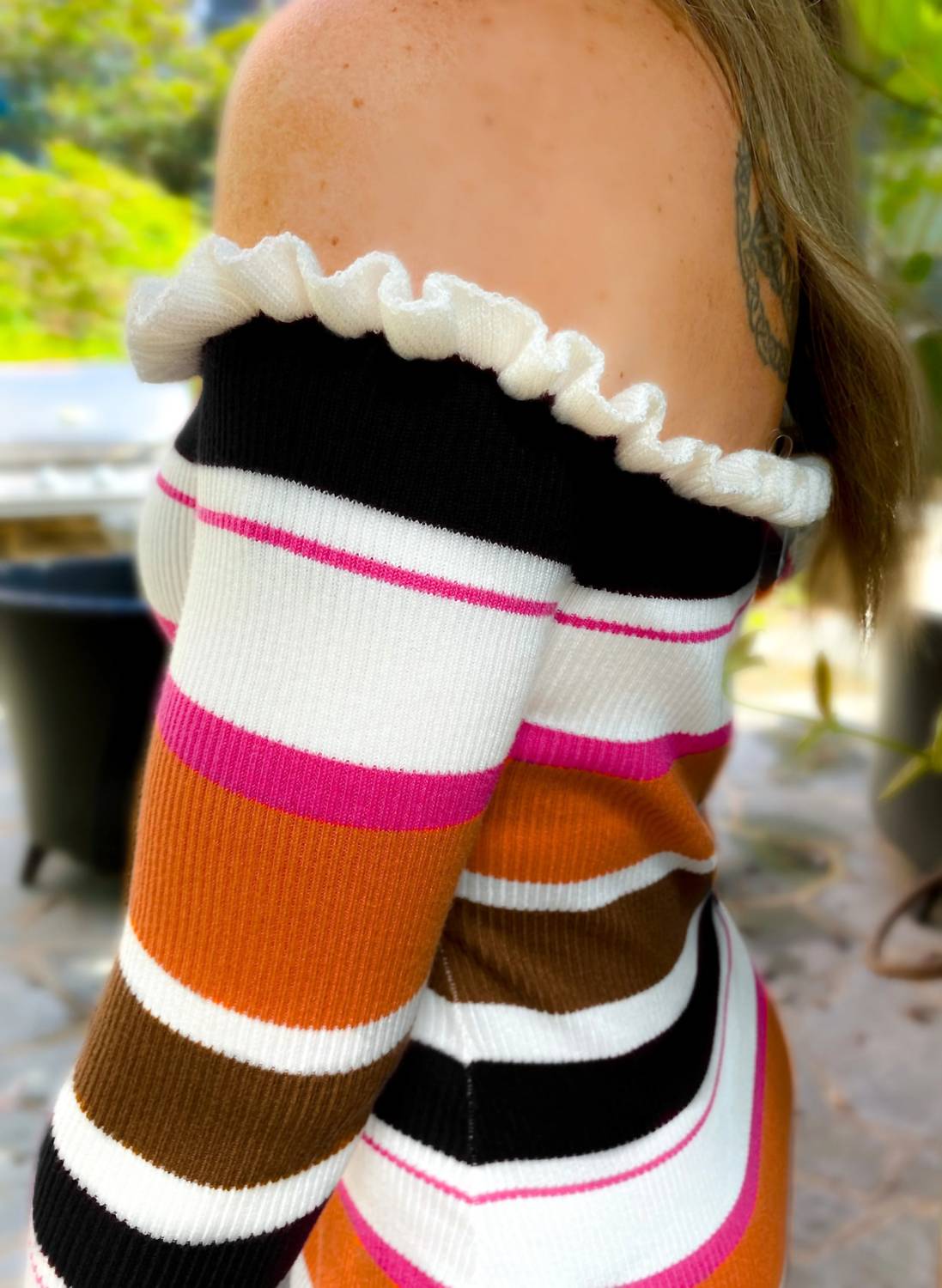 Off-Shoulder Knit Stripes Midi Dress