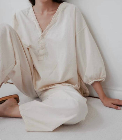 Woven Popover Gentle V-neck Top
