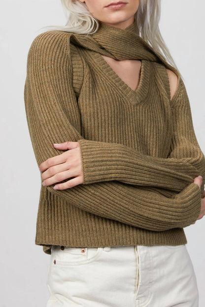 LOOP CHUNKY SWEATER